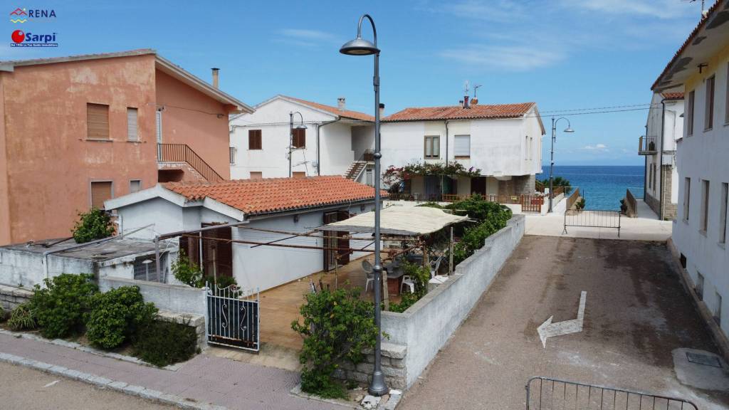 casa indipendente in vendita ad Aglientu