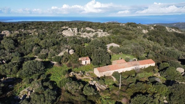 casale in vendita ad Aglientu