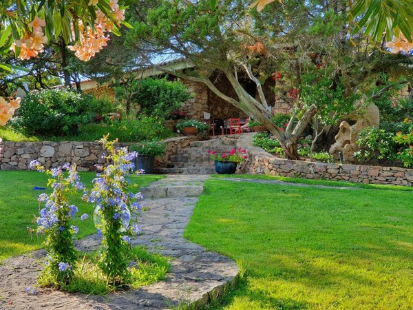 casa indipendente in vendita ad Aglientu