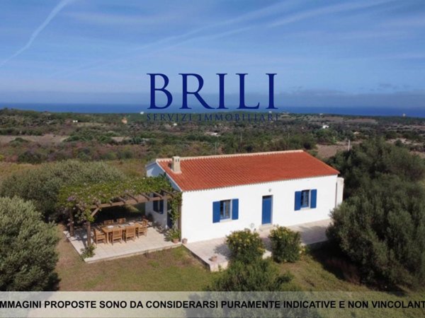 casa indipendente in vendita ad Aglientu