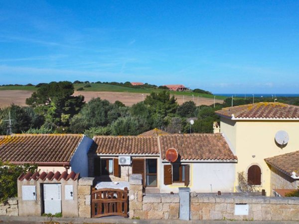 casa indipendente in vendita ad Aglientu