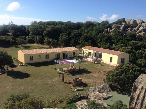 casa indipendente in vendita ad Aglientu