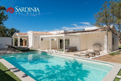 casa indipendente in vendita ad Aglientu