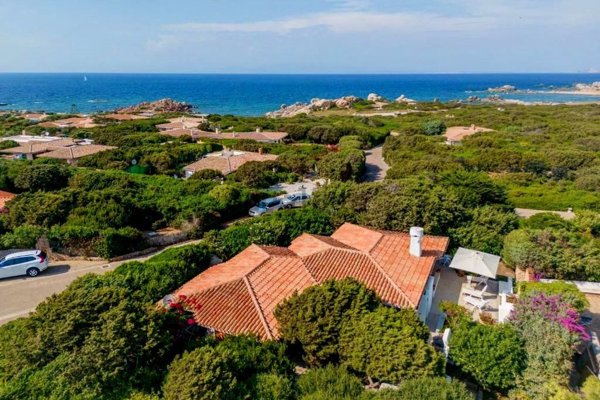 casa indipendente in vendita ad Aglientu