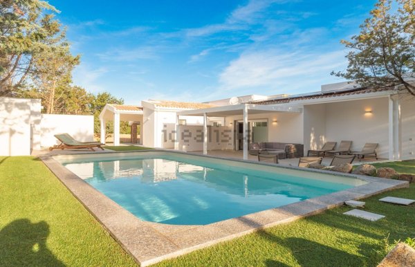 casa indipendente in vendita ad Aglientu