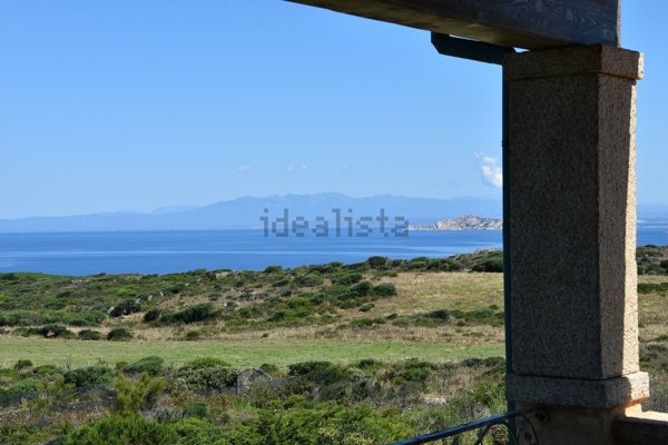 casa indipendente in vendita ad Aglientu