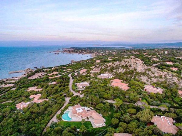 casa indipendente in vendita ad Aglientu