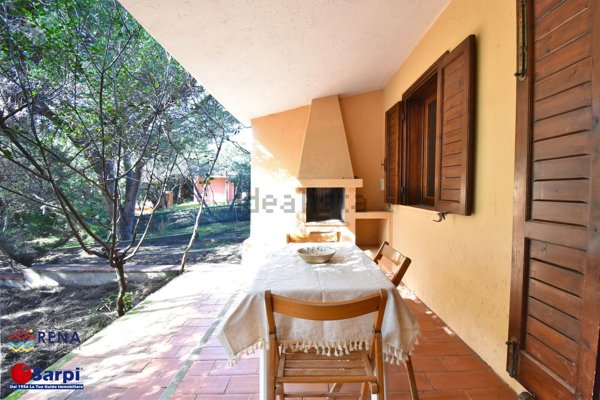 casa indipendente in vendita ad Aglientu