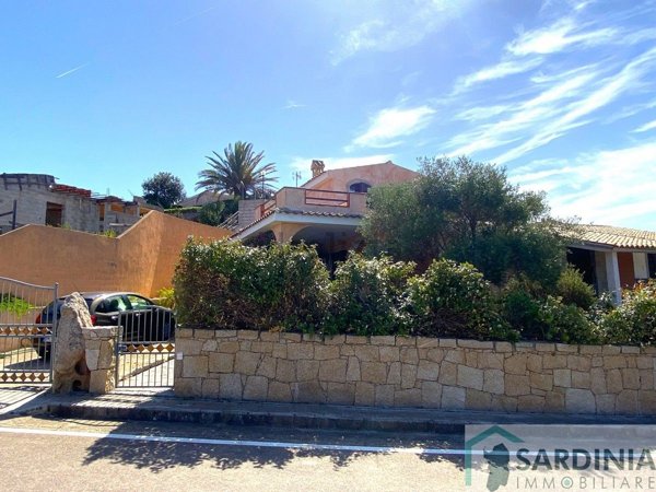 casa semindipendente in vendita ad Aglientu