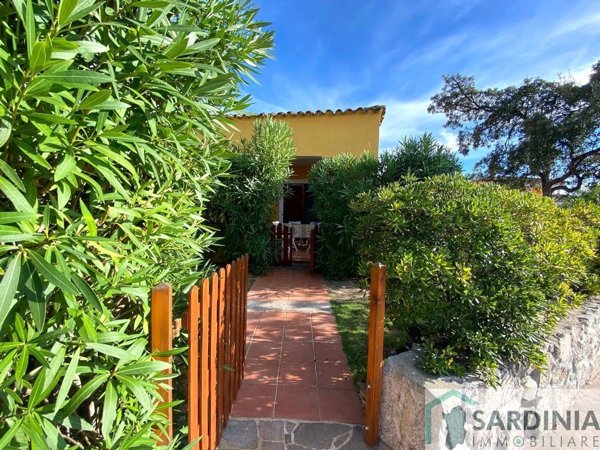 casa indipendente in vendita ad Aglientu