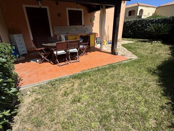 casa indipendente in vendita ad Aglientu
