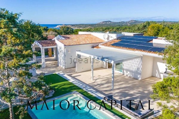 casa indipendente in vendita ad Aglientu