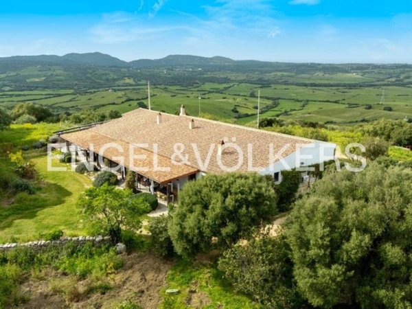 casa indipendente in vendita ad Aglientu