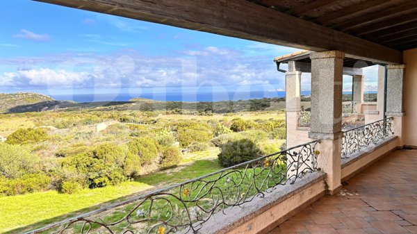 casa indipendente in vendita ad Aglientu