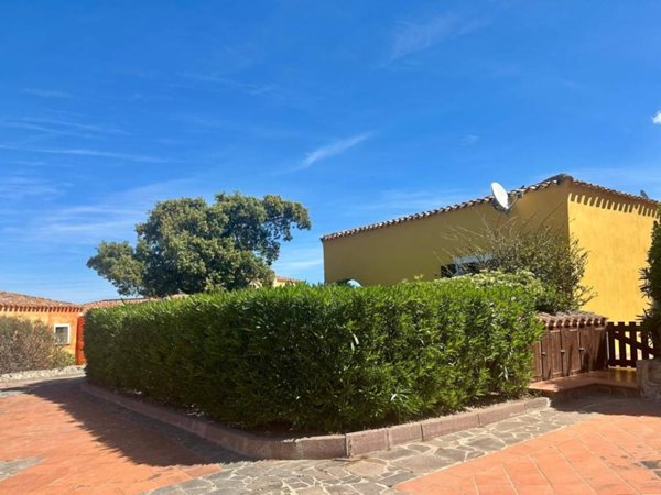 casa indipendente in vendita ad Aglientu