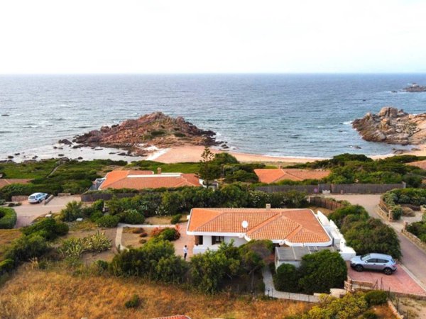 casa indipendente in vendita ad Aglientu