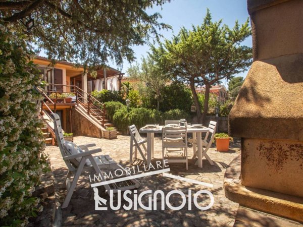 casa indipendente in vendita ad Aglientu