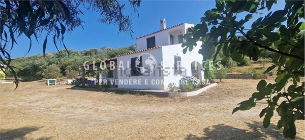 casa indipendente in vendita ad Aglientu