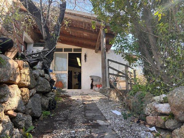 casa indipendente in vendita ad Aglientu