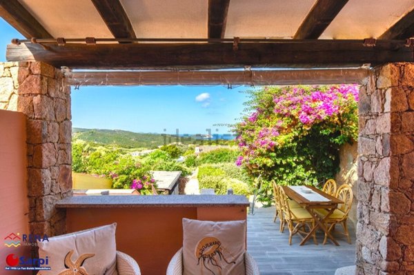 casa indipendente in vendita ad Aglientu