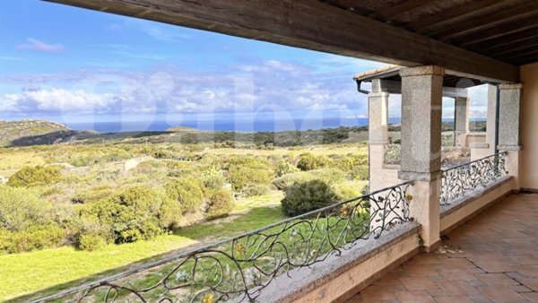 casa indipendente in vendita ad Aglientu