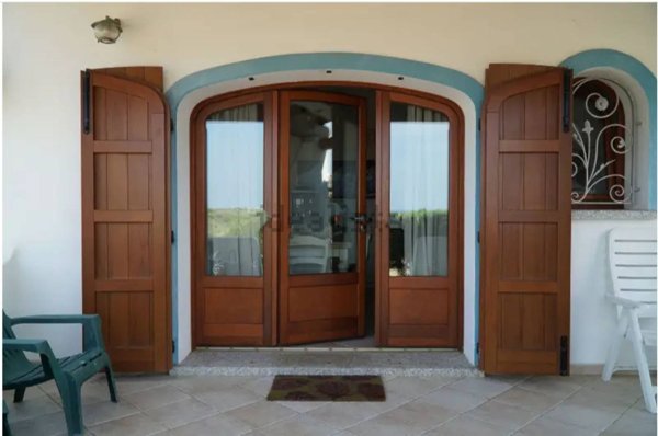 casa indipendente in vendita a Santa Teresa Gallura