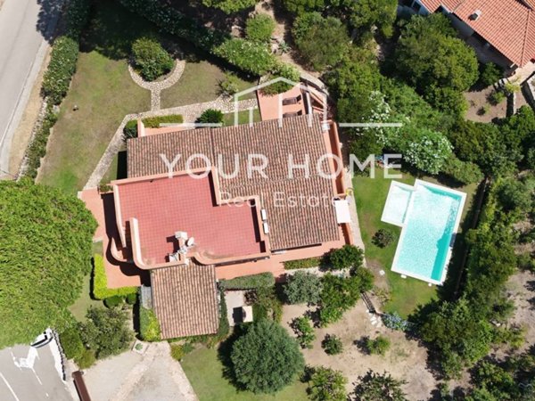 casa indipendente in vendita a Santa Teresa Gallura