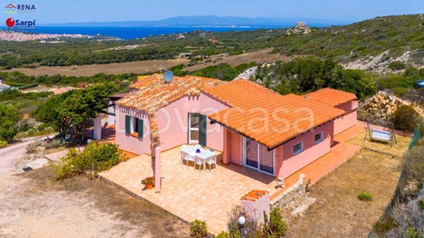 casa indipendente in vendita a Santa Teresa Gallura
