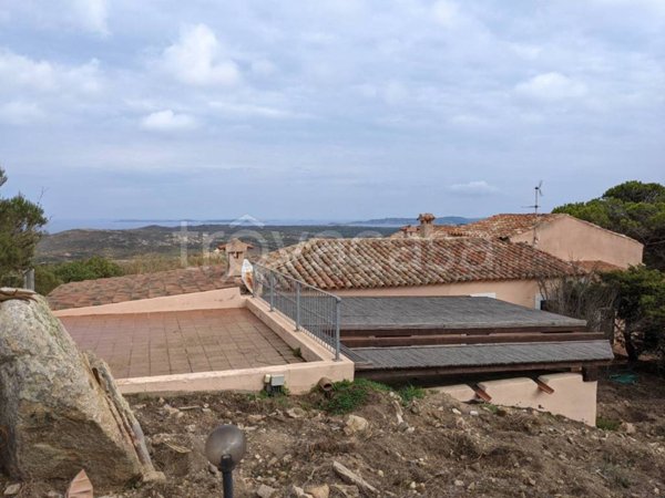 casa indipendente in vendita a Santa Teresa Gallura