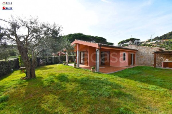 casa indipendente in vendita a Santa Teresa Gallura