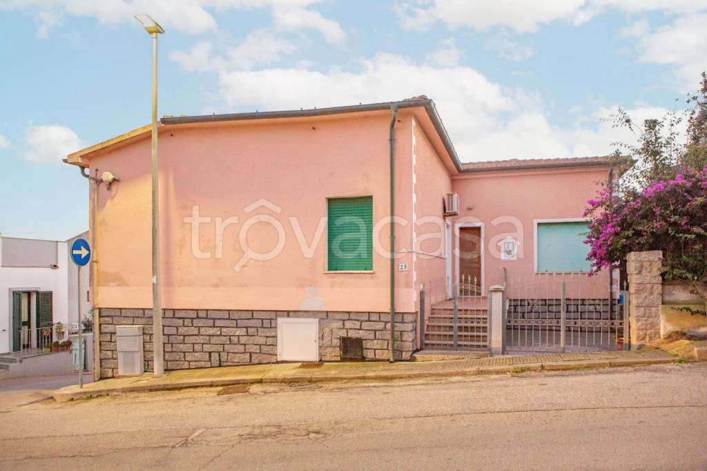 appartamento in vendita a Santa Teresa Gallura