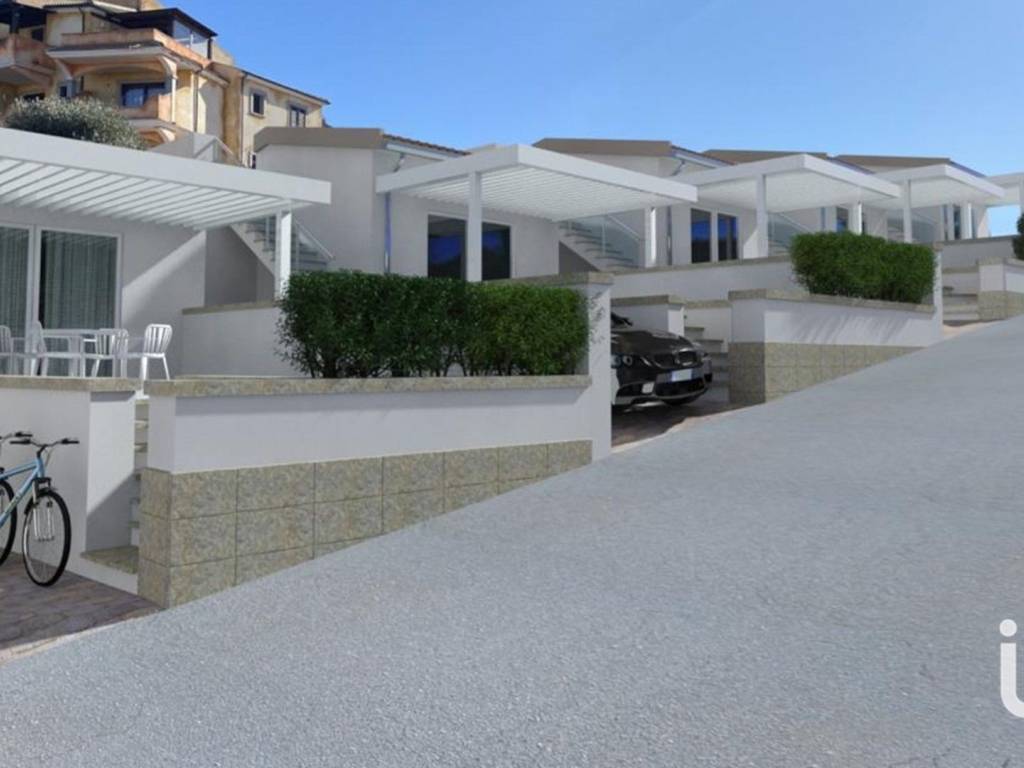 casa indipendente in vendita a Santa Teresa Gallura