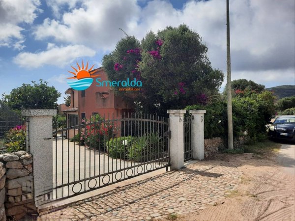 casa indipendente in vendita a Santa Teresa Gallura
