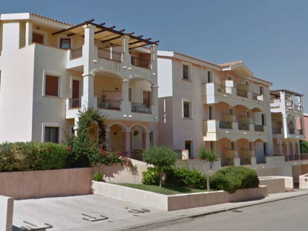 intera palazzina in vendita a Santa Teresa Gallura