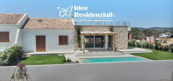 casa indipendente in vendita a Santa Teresa Gallura