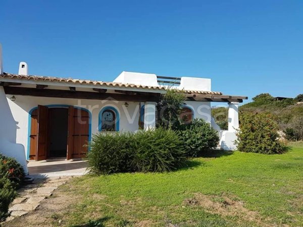 casa indipendente in vendita a Santa Teresa Gallura