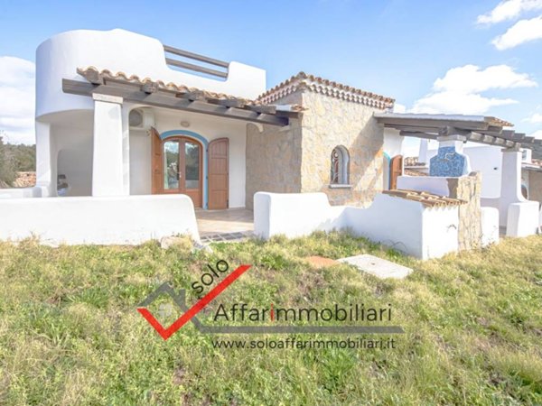 casa indipendente in vendita a Santa Teresa Gallura