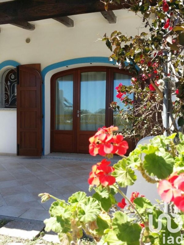 casa indipendente in vendita a Santa Teresa Gallura
