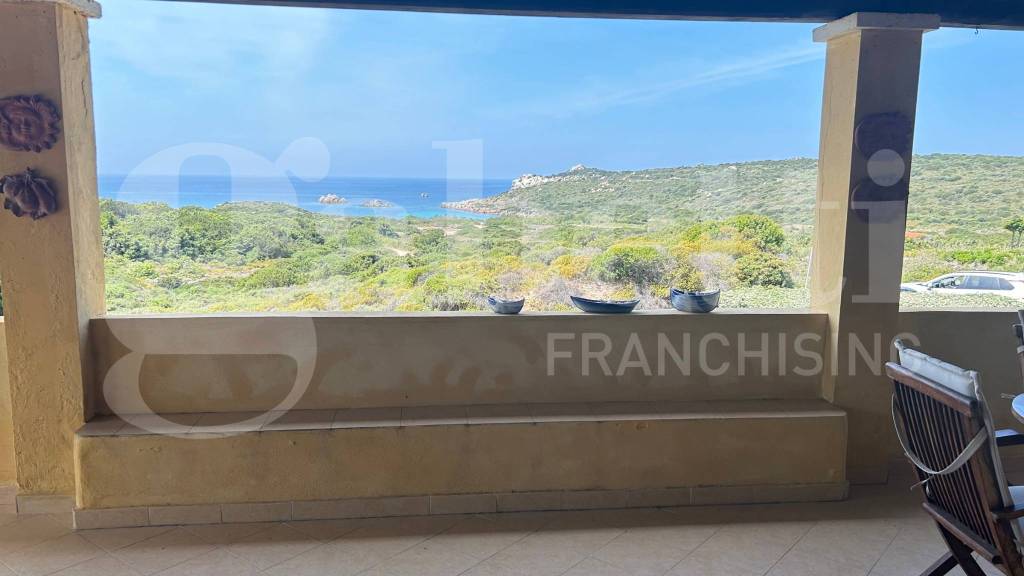 casa indipendente in vendita a Santa Teresa Gallura