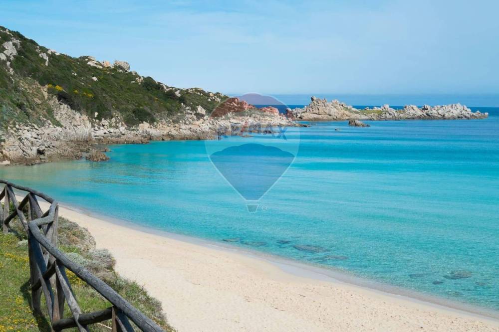 casa indipendente in vendita a Santa Teresa Gallura