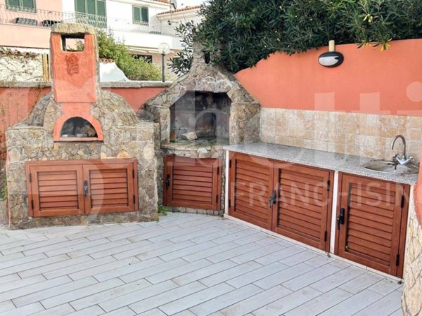 appartamento in vendita a Santa Teresa Gallura