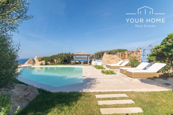 casa indipendente in vendita a Santa Teresa Gallura