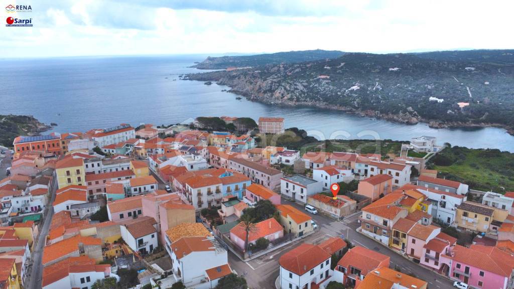 casa indipendente in vendita a Santa Teresa Gallura