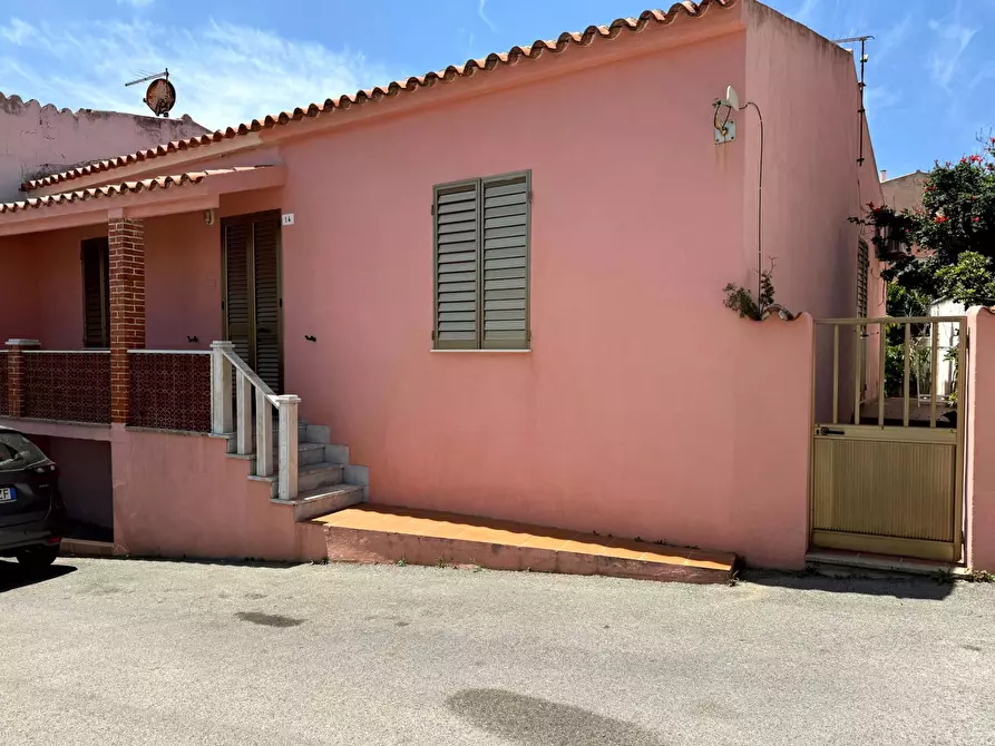 casa semindipendente in vendita a Santa Teresa Gallura