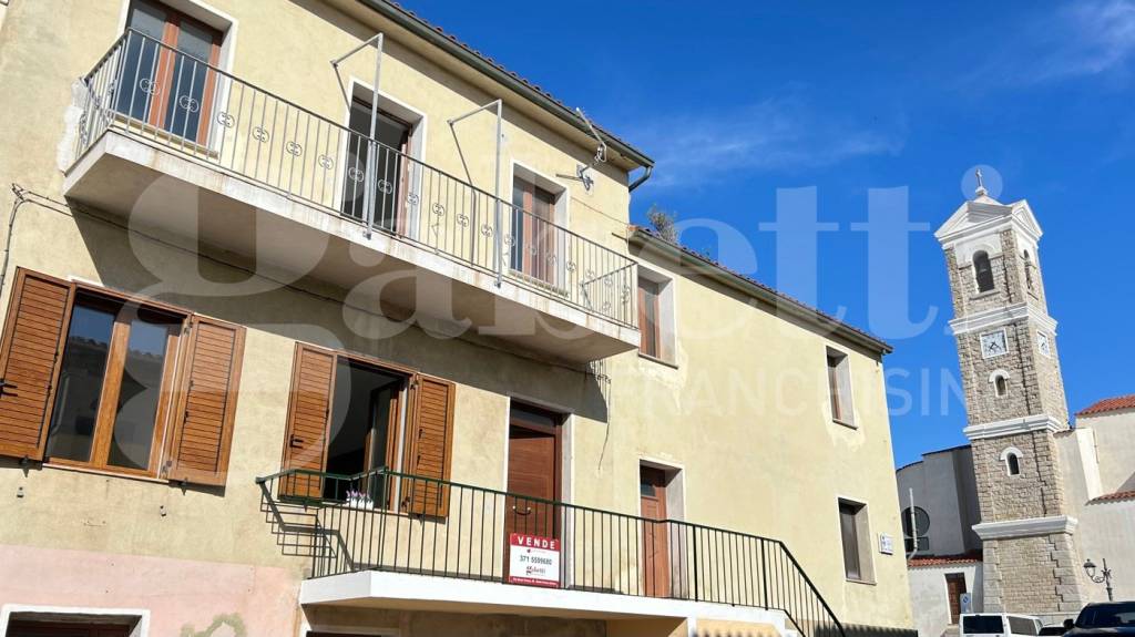 casa indipendente in vendita a Santa Teresa Gallura