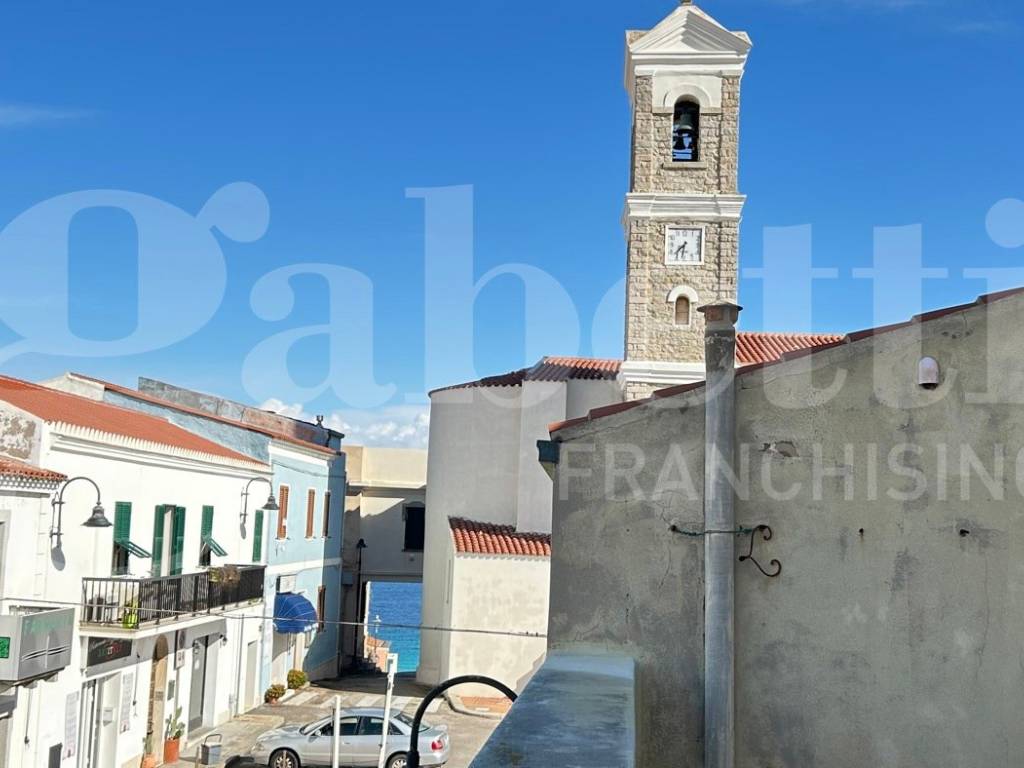 casa indipendente in vendita a Santa Teresa Gallura