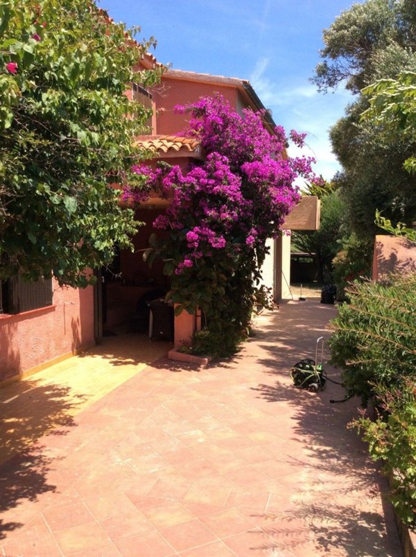 casa indipendente in vendita a Santa Teresa Gallura