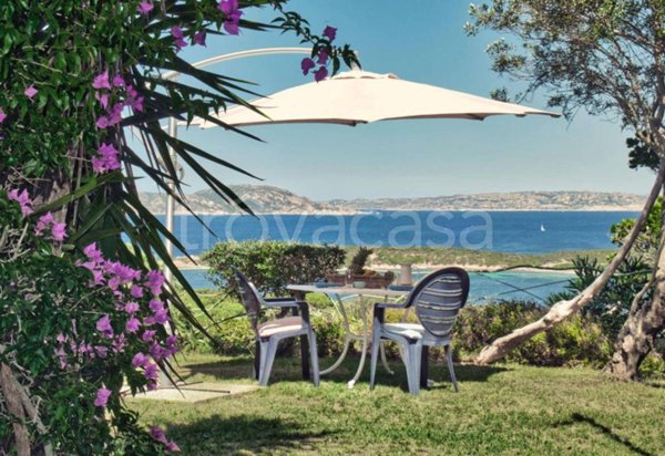 casa indipendente in vendita a Santa Teresa Gallura