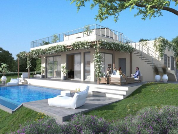 casa indipendente in vendita a Santa Teresa Gallura