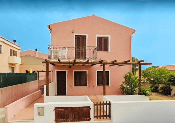 appartamento in vendita a Santa Teresa Gallura